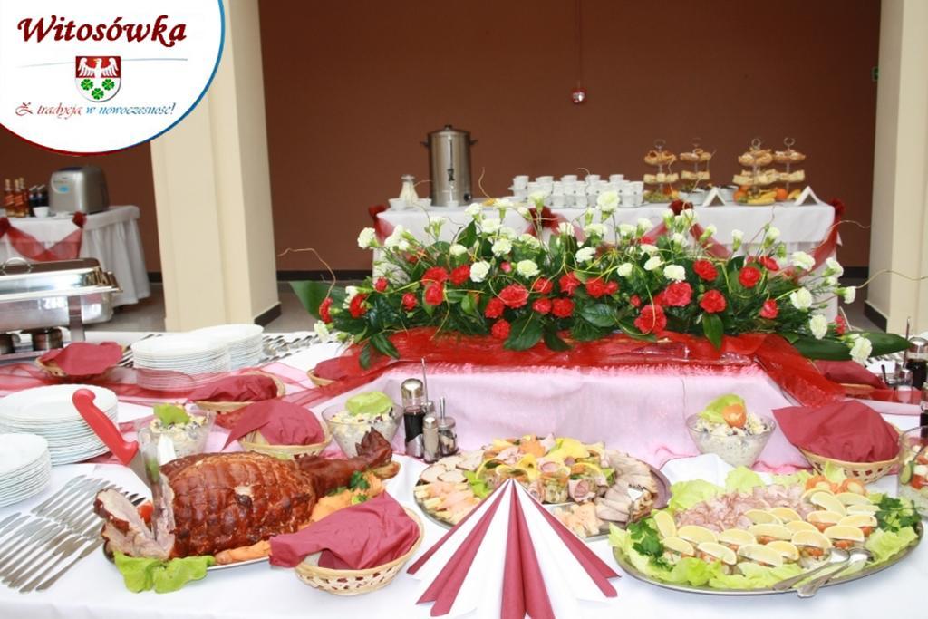 Pokoje Goscinne W Centrum Kultury Wsi Polskiej Wierzchoslawice المظهر الخارجي الصورة