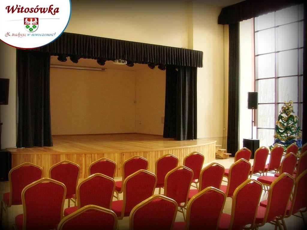 Pokoje Goscinne W Centrum Kultury Wsi Polskiej Wierzchoslawice المظهر الخارجي الصورة